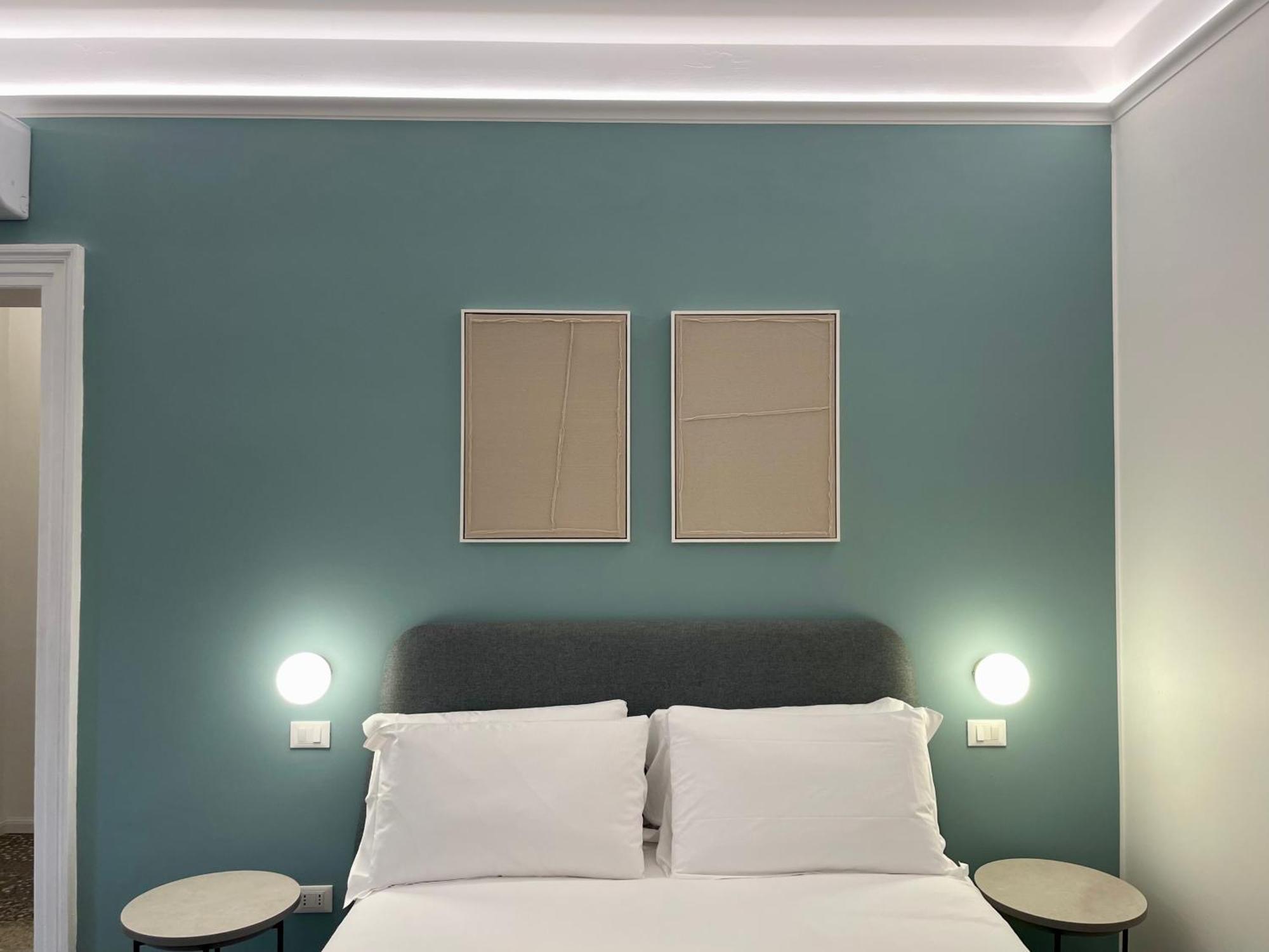 Relstay - Assarotti Suites Genoa Bagian luar foto