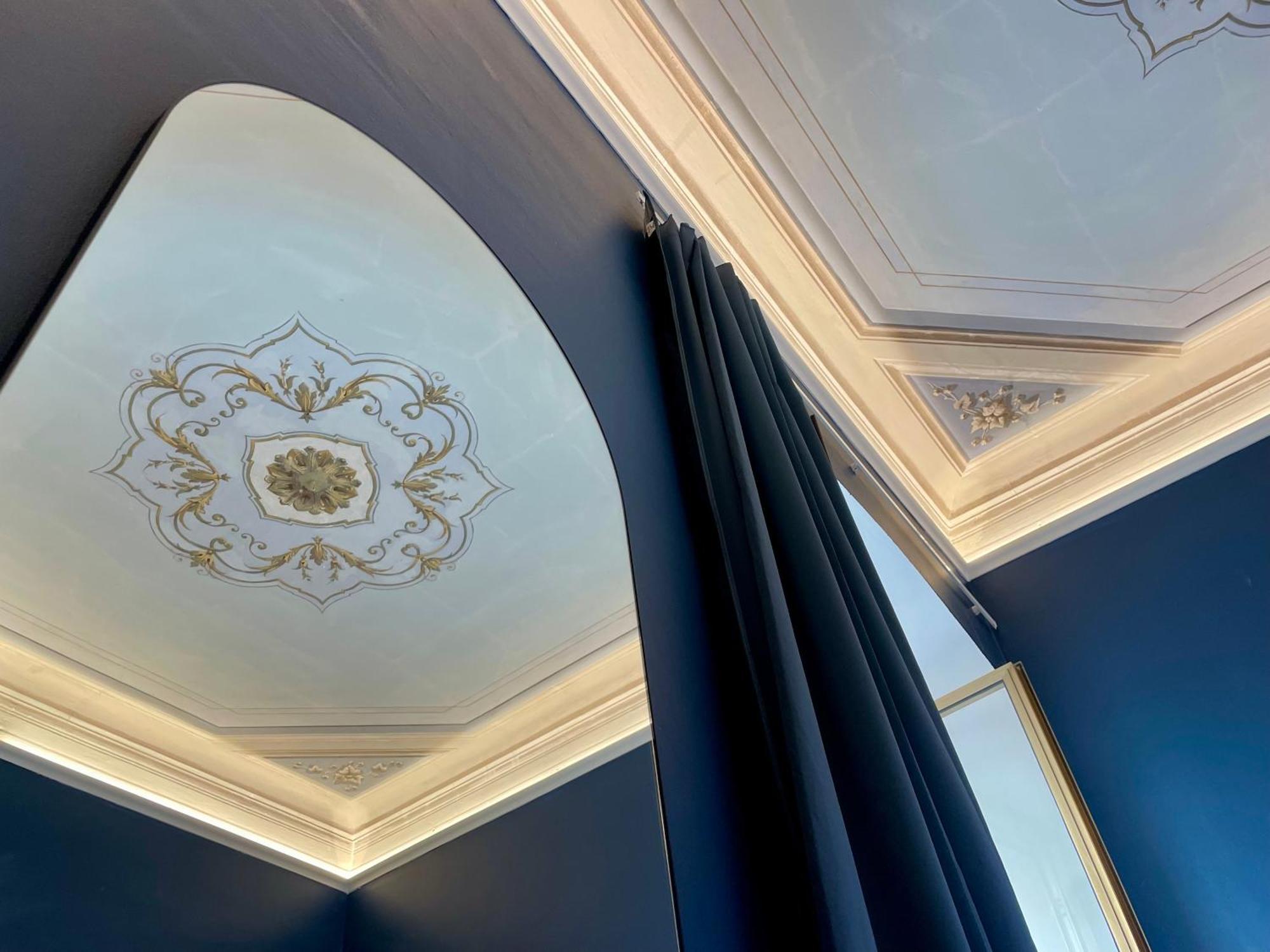 Relstay - Assarotti Suites Genoa Bagian luar foto