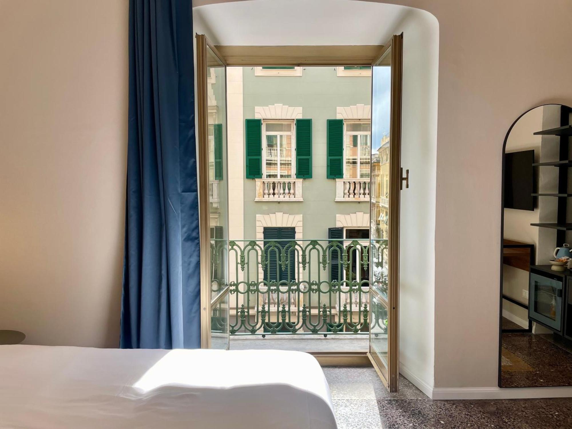 Relstay - Assarotti Suites Genoa Bagian luar foto